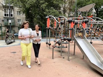 Ирина Куксенкова: Этот современный двор в спальном районе Макеевки — успешный опыт взаимодействия частного инвестора и городской администрации