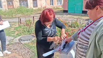 В Горняцком районе Макеевки организовано выездное голосование для маломобильных жителей