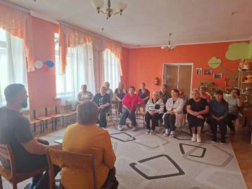 По поручению Главы Республики Дениса Пушилина, 22 сентября, спикер-активист Алексей Боршош и депутат Народного Совета Донецкой Народной Республики Наталья Бурцева провели встречу с трудовым коллективом Государственного...