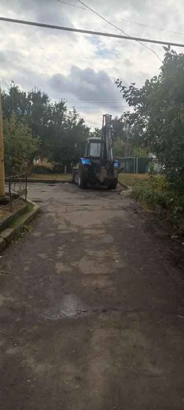 Сегодня, 22 сентября в Червоногвардейском районе города Макеевки сотрудниками филиала Макеевского ПУВКХ ГУП ДНР «Вода Донбасса» осуществляются работы по устранению засора канализации возле домов № 7, № 9 по улице Уборевича... Сегодня, 22 сентября в Червоногвардейском районе города Макеевки сотрудниками филиала Макеевского ПУВКХ ГУП ДНР «Вода Донбасса» осуществляются работы по устранению засора канализации возле домов № 7, № 9 по улице Уборевича...