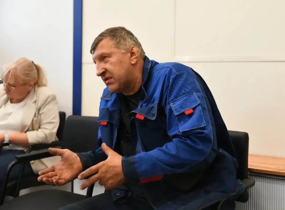 В Макеевке рассмотрели обращения жителей на личном приёме В Макеевке рассмотрели обращения жителей на личном приёме