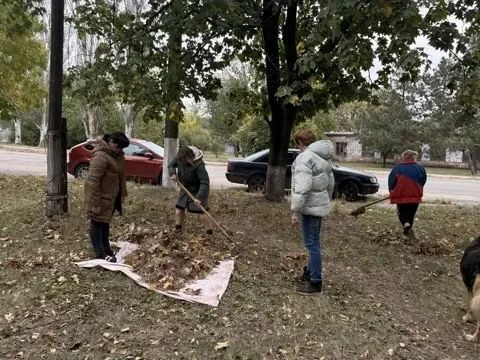 В Кировском внутригородском районе продолжаются работы по наведению санитарного порядка В Кировском внутригородском районе продолжаются работы по наведению санитарного порядка