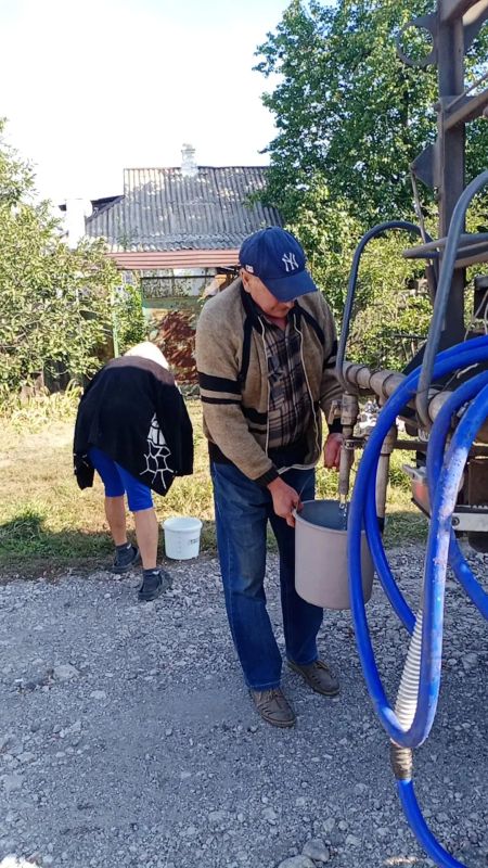 Продолжила мониториг подвоза технической воды по улице Кирова в Горняцком внутригородском районе Продолжила мониториг подвоза технической воды по улице Кирова в Горняцком внутригородском районе