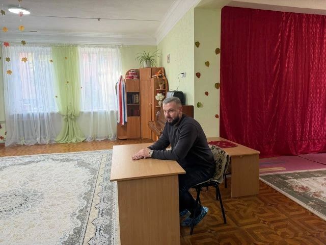 Сегодня, 6 октября, по инициативе Главы Республики Дениса Пушилина, спикер-активист, индивидуальный предприниматель Алексей Боршош провел встречу с трудовым коллективом на подведомственной территории Государственного... Сегодня, 6 октября, по инициативе Главы Республики Дениса Пушилина, спикер-активист, индивидуальный предприниматель Алексей Боршош провел встречу с трудовым коллективом на подведомственной территории Государственного...