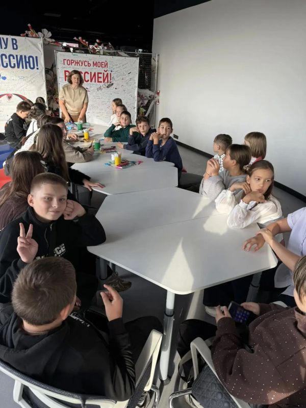 Путешествие в прошлое: пятиклассники ГБОУ «СШ № 53 Г.О. МАКЕЕВКА» побывали в мультимедийном парке «Россия — моя история» Путешествие в прошлое: пятиклассники ГБОУ «СШ № 53 Г.О. МАКЕЕВКА» побывали в мультимедийном парке «Россия — моя история»